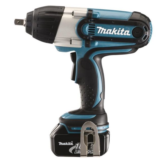 MAKITA AKU rázový uťahovák 1/2" 18V 440Nm MAKPAC DTW450RTJ