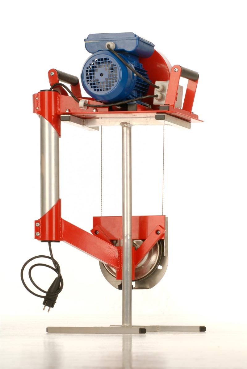 Ručná elektrická pásová píla 300 mm RPP290