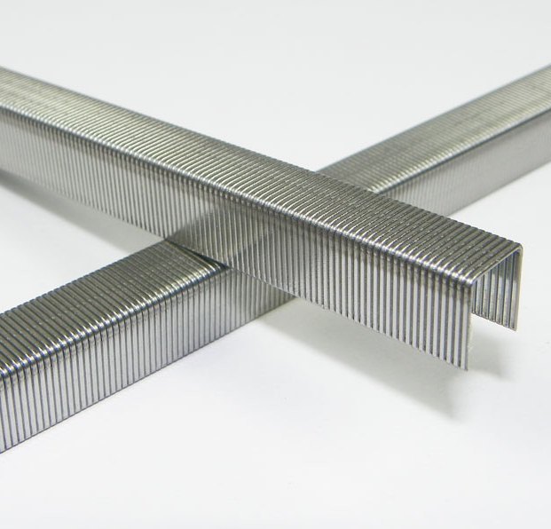 spony  RAPID 53/14mm,2500ks  čer