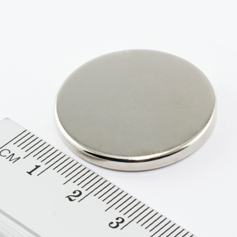 Magnet kruh neodýmový 30x3 mm – N38