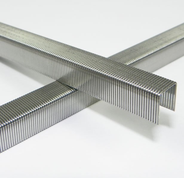 spony  RAPID 53/ 6mm,5000ks  čer