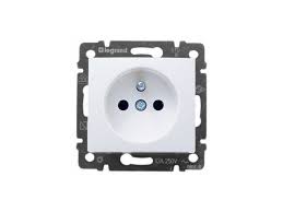 Valena biela zásuvka-s prep. ochr. S74396