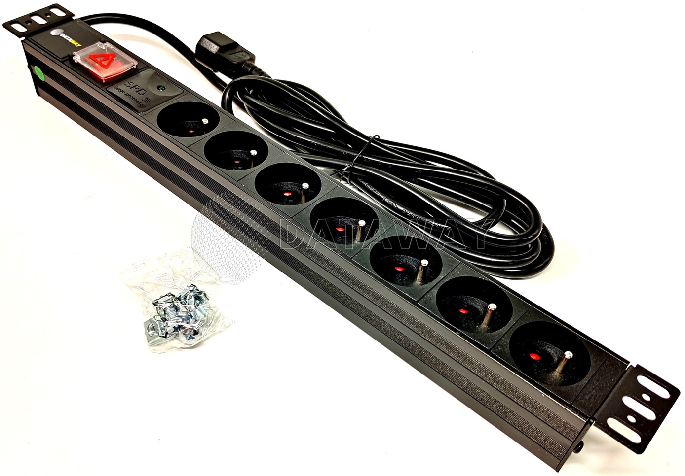 Rozvádzač PDU Prepäťová ochrana 7x 230V, IEC320C14, 1U, 19", M6, 3m
