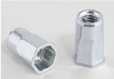 matica nitovacia  M 8x1,25  zapustená hlava, ryh. driek A2 nerez