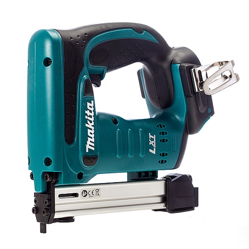 MAKITA AKU sponkovač DST221Z  18V